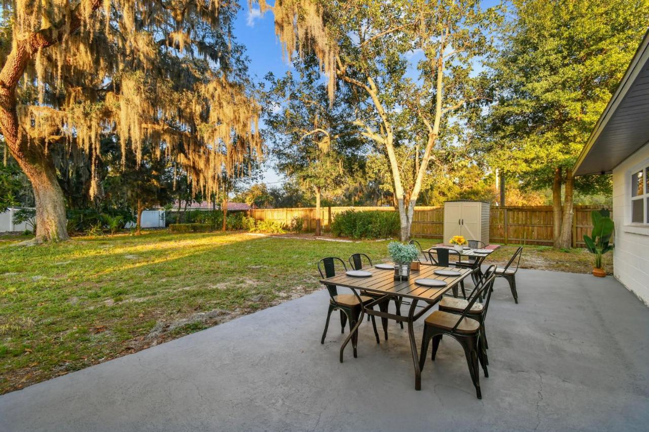 Plush Sheets, Games!, Huge Backyard, Massage Chair Tampa Exteriör bild